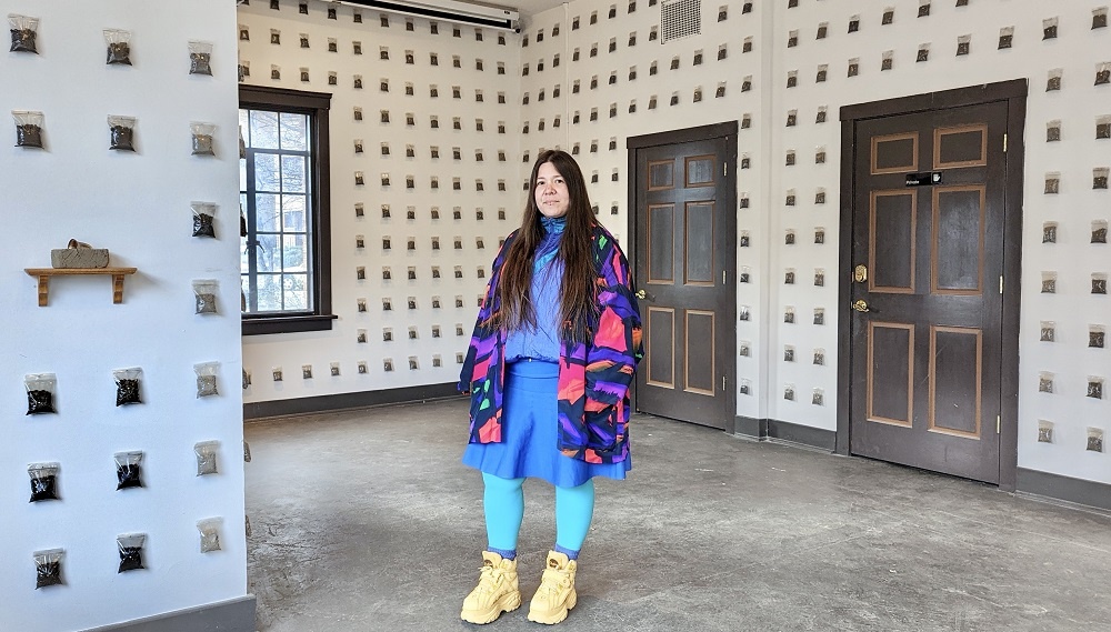 Comfort Station's First 2022 Art Exhibition, 'Mina,' Explores Power Of Silence - LoganSquarist