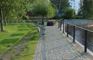 Pokkisenpuisto waterfront in Oulu in 2015, the park where Delta Life was staged in 2026.